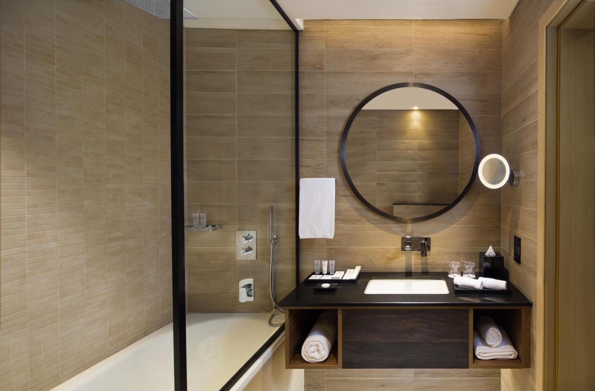 Millennium Al Barsha Hotel 4*