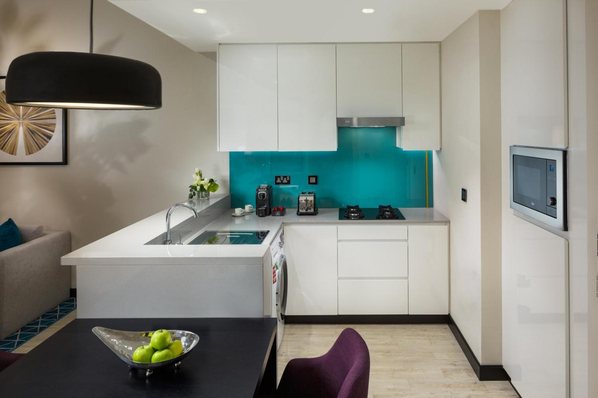 Hotel Millennium Al Barsha 4*